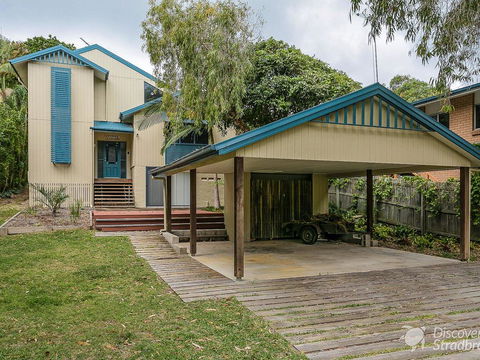 Flipper Beach House - Accommodation Georgetown 0