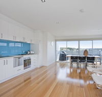Four Kings Apartment - Deluxe 2br 3 - Accommodation Georgetown