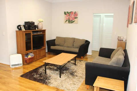 Frangipani Villa Innaloo - Accommodation Georgetown 3
