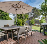 Front Beach Shack - renovated house in a quiet location - Accommodation Georgetown