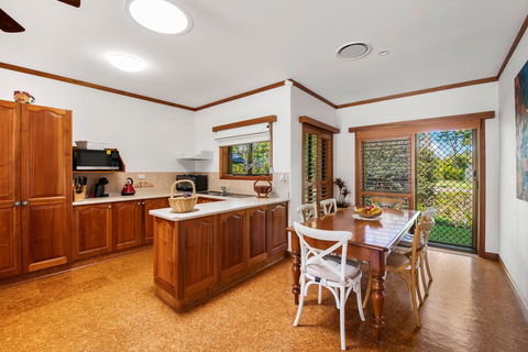 Getaway Haven In The Noosa Surrounds - Accommodation Georgetown 2