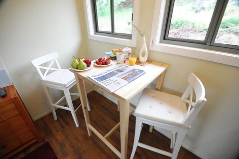 Gisborne Peak Winery Cottages - Accommodation Georgetown 2