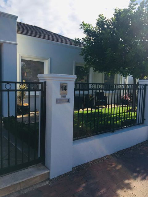 Glenelg Private Studio - Accommodation Georgetown 3