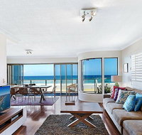 Gold Coast Beachfront Mansion - Accommodation Georgetown