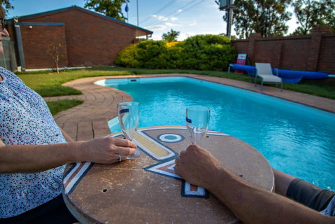 Golden Country Motel And Caravan Park - Accommodation Georgetown 0