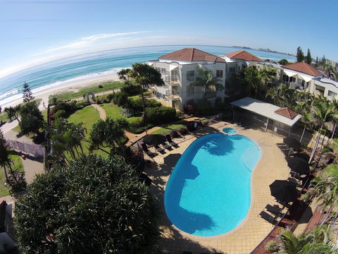 Golden Riviera Absolute Beachfront Resort - Accommodation Georgetown 0