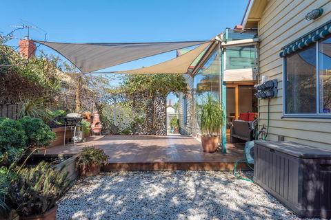 Gorgeous Family Retreat - Accommodation Georgetown 1