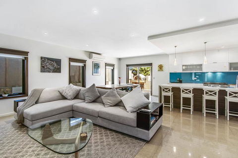 Grand Valley Vista - Accommodation Georgetown 0