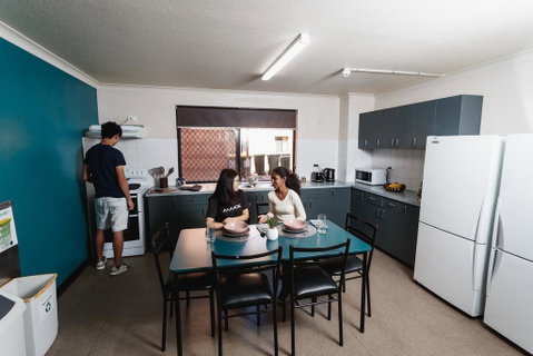 Guild House 6 Bedroom Flat - Accommodation Georgetown 2