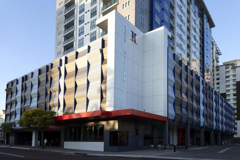 H On Mitchell Apartment Hotel - Accommodation Georgetown 0