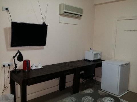 Hampton Court Apartments - Accommodation Georgetown 2