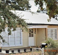 Happy cozy house for holidays Beach BBQ Pet friendly 35kms from CBD in country life style  - Accommodation Georgetown