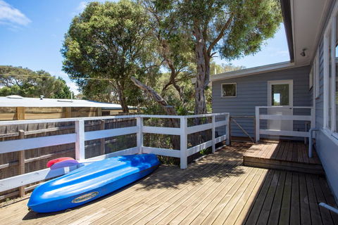Harleian Beach House: Walk To Both Beaches - Accommodation Georgetown 3