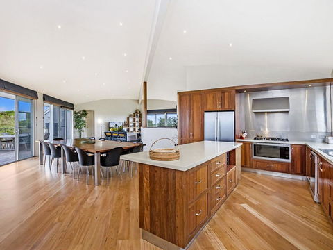 HEARN'S BEACH HOUSE - Accommodation Georgetown 2