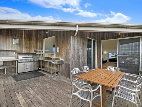 HEARN'S BEACH HOUSE - Accommodation Georgetown 1
