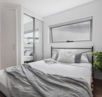 Heart of Sandringham Apartment by Ready Set Host - Accommodation Georgetown