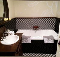 Henrietta's Country House - Accommodation Georgetown