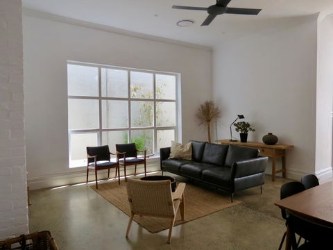 Heritage Luxury 3BR Cottage On Halifax - Accommodation Georgetown 2