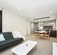 Homely Albert Park Suite Next to Grand Prix Circuit - Accommodation Georgetown