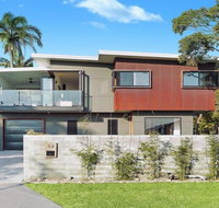 Horizons at Currarong - architecturally designed beach house - Accommodation Georgetown