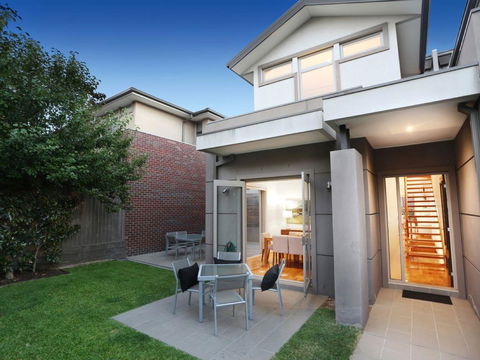 Kew Luxury Townhouse - Accommodation Georgetown 0