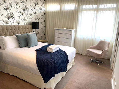 Kew Luxury Townhouse - Accommodation Georgetown 3