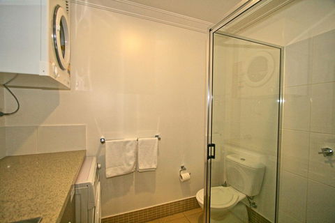 Khione 5/23-25 Kirwan Close - Accommodation Georgetown 3