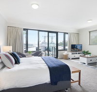 King size studio with water view walk to the city - Accommodation Georgetown