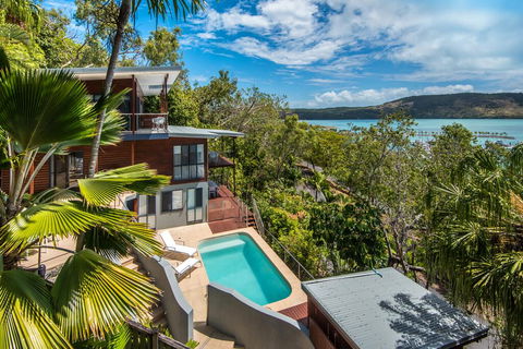 Kingfisher On Hamilton Island - Accommodation Georgetown 0