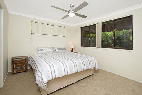 KINGSCLIFF HOLIDAY HOME ON THE HILL - SYD'S VIEW - Accommodation Georgetown 1