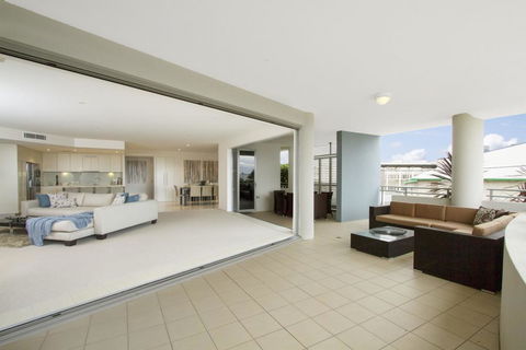 KINGSCLIFF OCEAN VIEW TERRACE BY THE FIGTREE 5 - Accommodation Georgetown 2