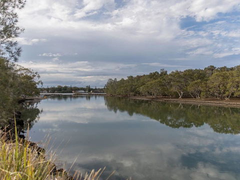 Kookas Nest - Waterfront Home, Tranquil Setting - Accommodation Georgetown 3
