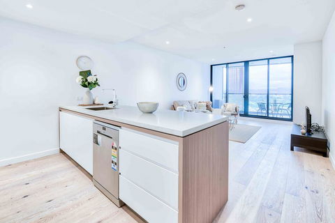 KOZYGURU FORTITUDE VALLEY HIGH LEVEL 2 BED APT + FREE PARKING QFV179-2612 - Accommodation Georgetown 1