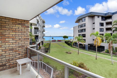 Kurrawa Close, Unit 2, 14 - Accommodation Georgetown 0