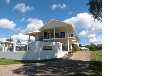 La Riviera - Accommodation Georgetown 1