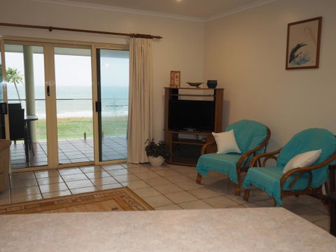La Riviera - Accommodation Georgetown 2