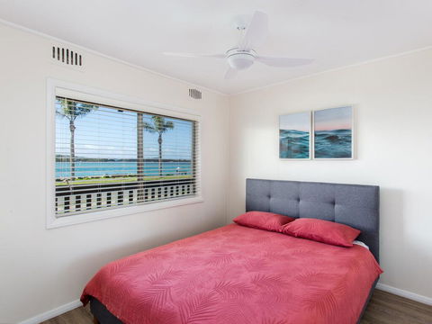 Lakeside Flats 6 - Accommodation Georgetown 1