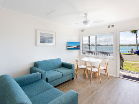 Lakeside Flats 6 - Accommodation Georgetown 0