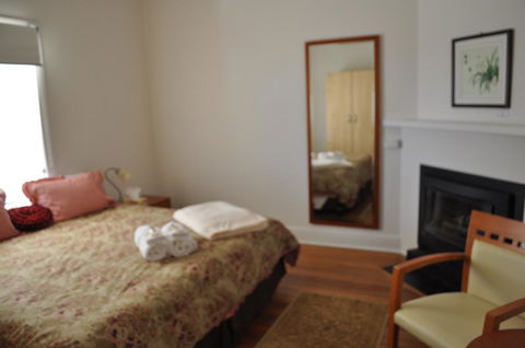 Lambert Estate Retreat - Accommodation Georgetown 3
