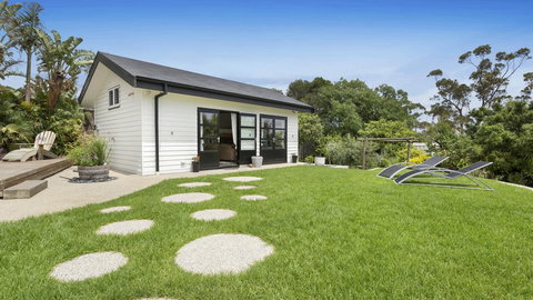 LANIKAI - MOUNT MARTHA - Accommodation Georgetown 1