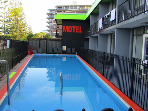 Le George Motel - Accommodation Georgetown 0