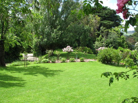 Leafield Cottages - Accommodation Georgetown 1