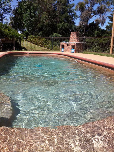 Leafield Cottages - Accommodation Georgetown 3