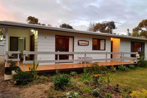 Leeward - Accommodation Georgetown 1