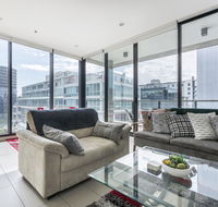 LIGHT AIRY SPACIOUS QUEENS ROAD APARTMENT - Accommodation Georgetown