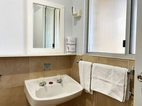 Limestone Coast Tourist Park - Accommodation Georgetown 0