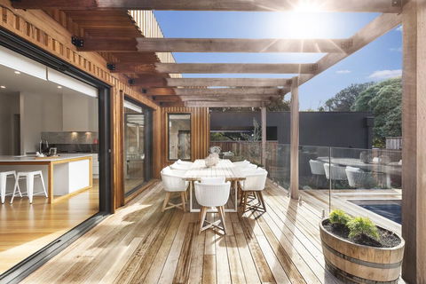 Luxe On Lydgate Family Retreat With Pool, WiFi, Foxtel, Walk To Beach - Accommodation Georgetown 1