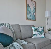 Luxurious and Chic 2BR Apartment in Melbourne CBD - Accommodation Georgetown