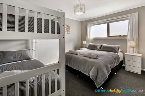 Luxury Coastal Escape - Accommodation Georgetown 1