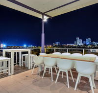 Luxury Darwin City Lights Jacuzzi Central Location Large House New Furnishings - Accommodation Georgetown